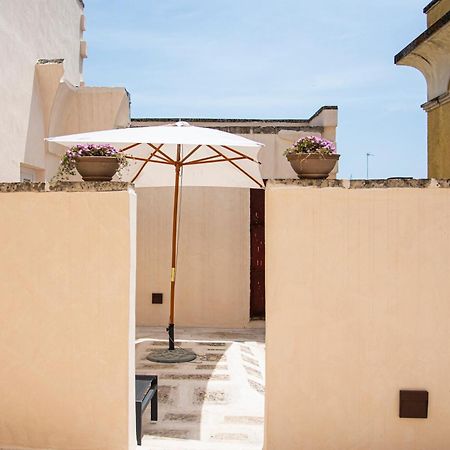 Palazzo Garibaldi - Luxury Suites Galatina Δωμάτιο φωτογραφία